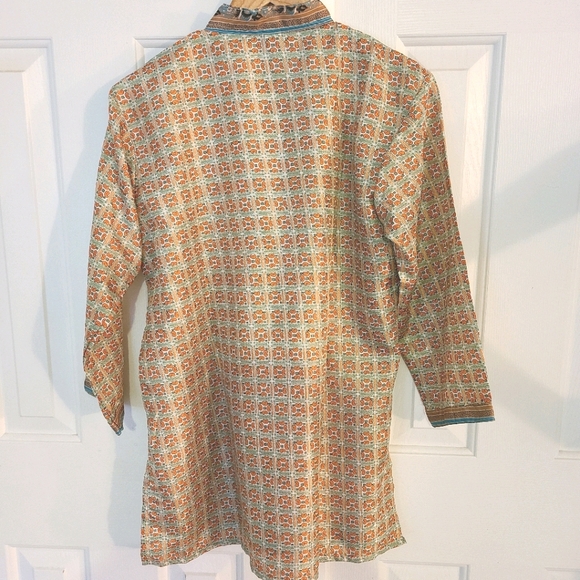 Ganesh Himal Silk Tunic Made in Nepal - Picture 2 of 10
